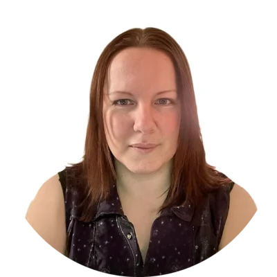 Portrait image of Emma Hardy