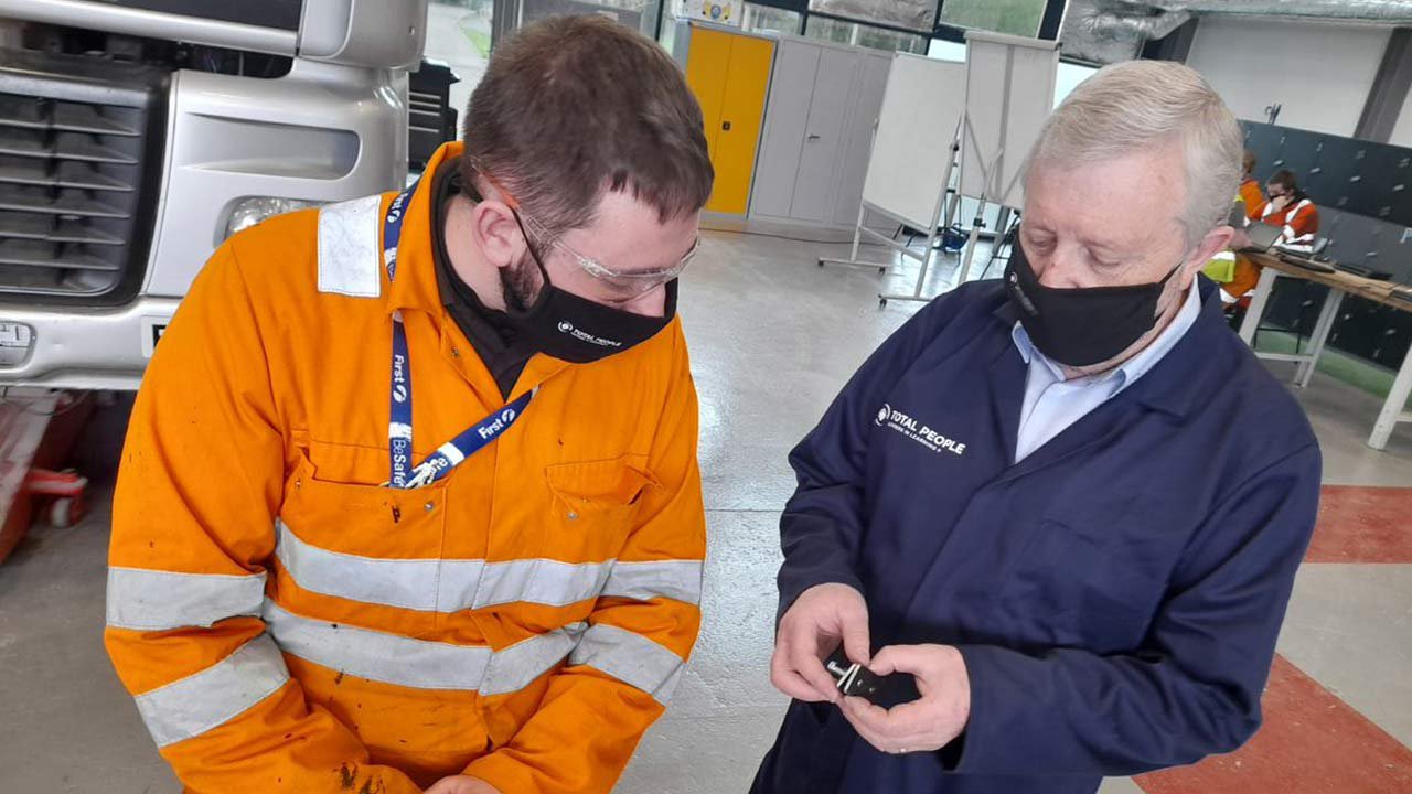 Apprenticeships The Kickstart Alternative Total People